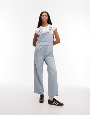 Dickies - Locker geschnittene Jeans-Latzhose in Hellblau
