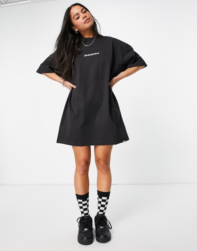 Dickies Loretto t-shirt dress in black