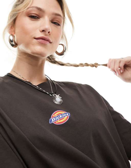 Dickies maple valley central logo t-shirt in dark brown | ASOS