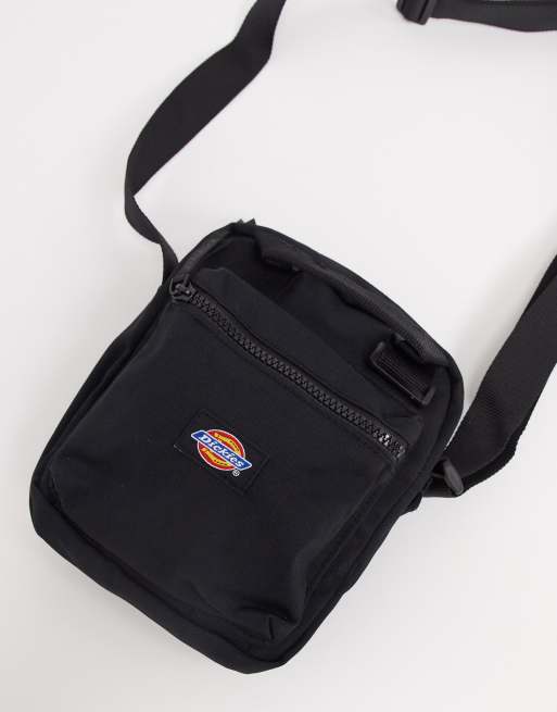 Dickies Moreauville pouch bag in black