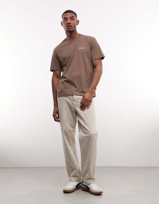 Dickies - North Madison - T-shirt in bruin, exclusief bij ASOS, 2 van 5