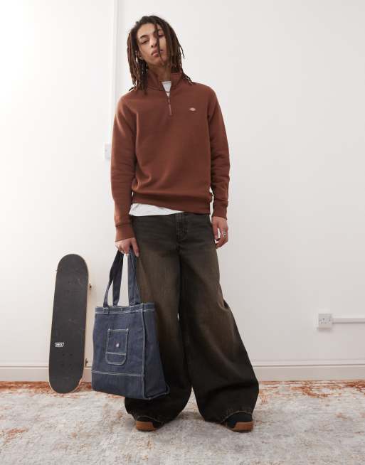 Dickies – Oakport – Brązowy sweter z zamkiem pod szyją i małym logo, 2 z 4