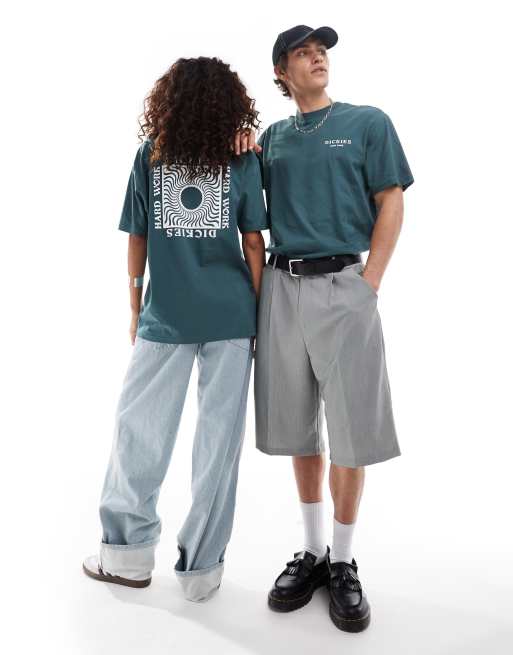 Dickies – Oatfield – T-Shirt in Dunkelgrün mit Rückenprint, exklusiv bei ASOS