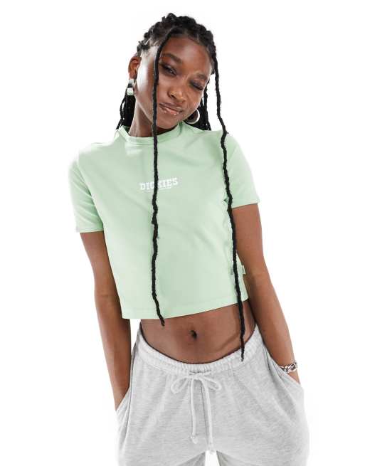 Dickies – Petersburg – Knapp geschnittenes T-Shirt in Grün mit Western-Print, exklusiv bei ASOS
