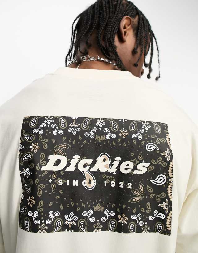 Dickies - reworked paisley box back print t-shirt in off white exclusive to asos