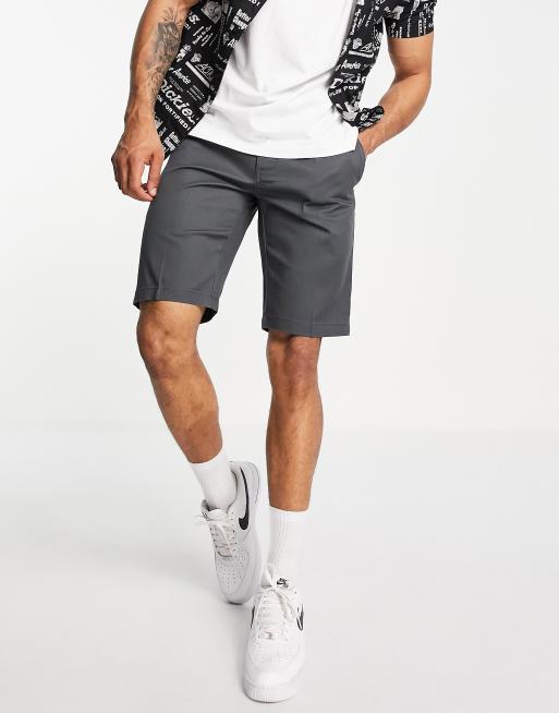 Dickies – Schmal geschnittene Shorts in Grau 