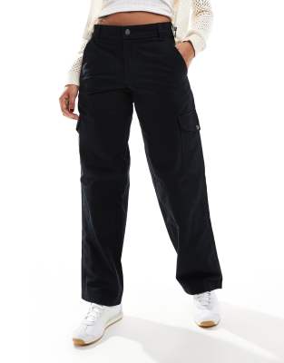 Dickies seasonal cargo trousers in black