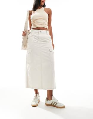 Dickies seasonal maxi cargo skirt in off white