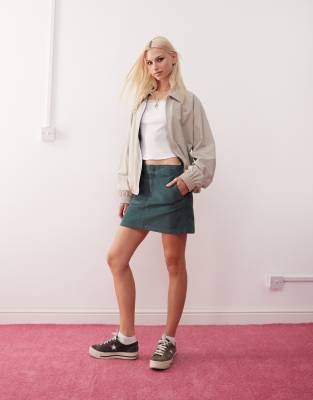 Seasonal mini skirt in teal-Green