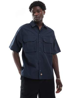 short sleeve Fishersville t-shirt in dark navy