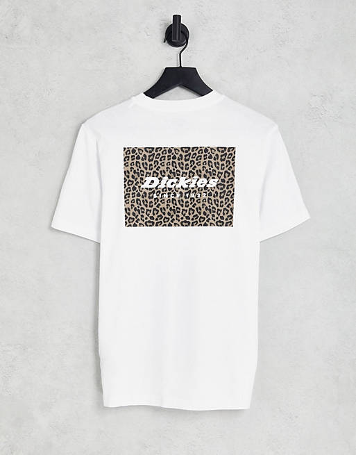 Dickies - Silver Firs - Boxy T-shirt in wit 
