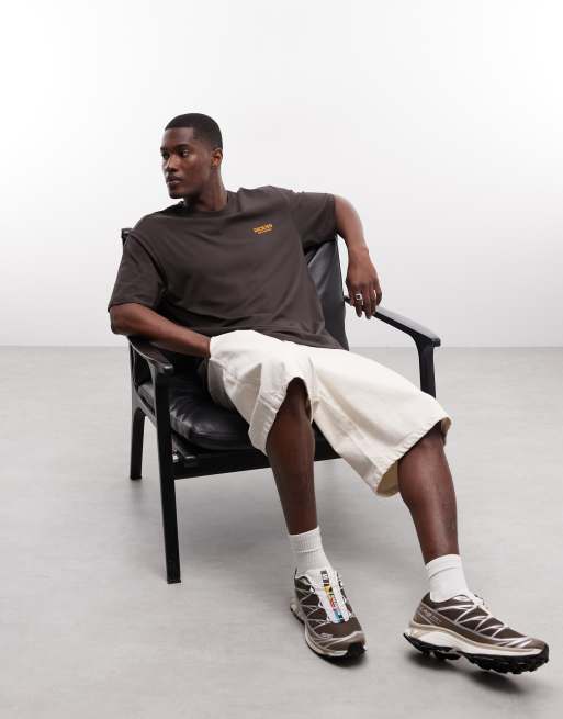 Dickies - T-shirt met zonnebloemprint op de achterkant in bruin, exclusief bij ASOS, 2 van 5