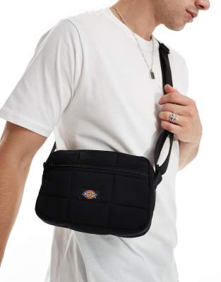 Dickies thorsby quilted pouch in black φωτογραφία