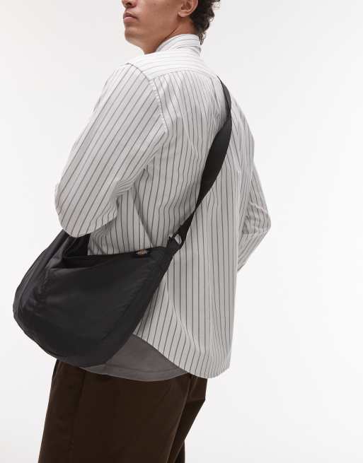 Dickies unionville nylon cross body bag in black, 4 of 4