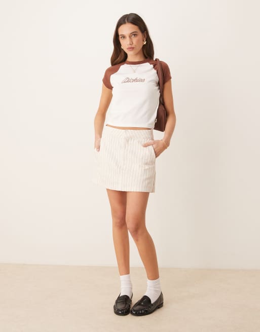 Dickies western rope logo raglan baby tee in off white and cappuccino brown, 3 of 4