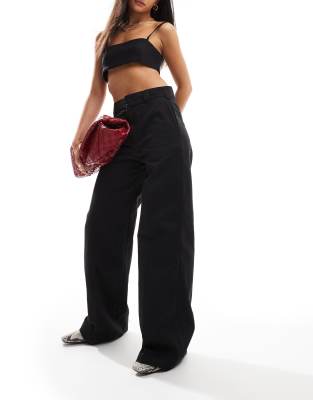 wide leg pants in black