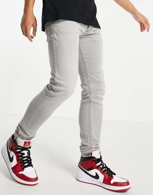 Jordan 1 hot sale skinny jeans