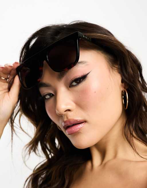 DIFF Stevie flat brow sunglasses in black, 3 of 4