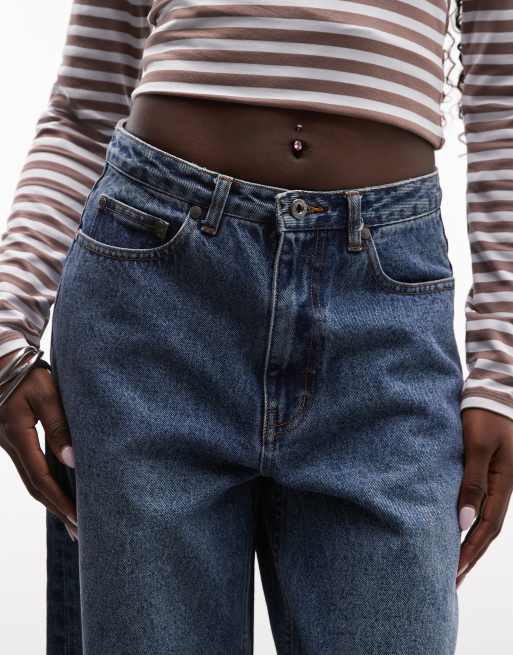 Dime baggy fit logo patch jeans in midwash blue, 5 of 5