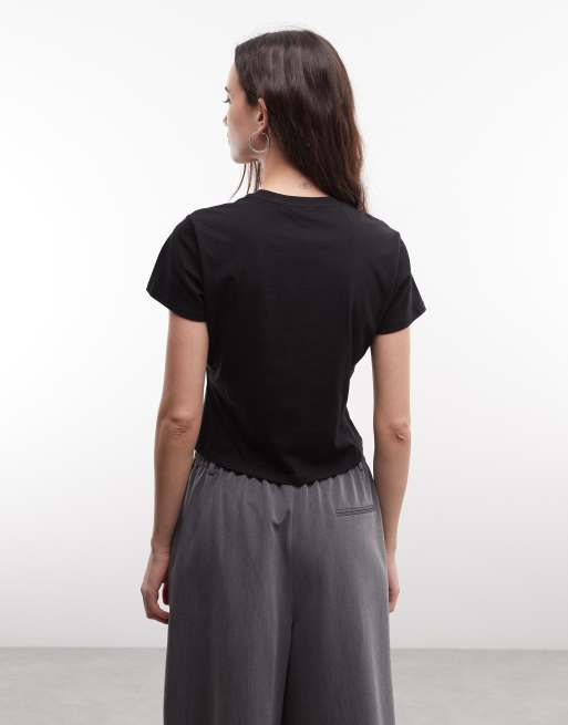Dime cursive crochet applique logo baby tee in black, 3 of 4