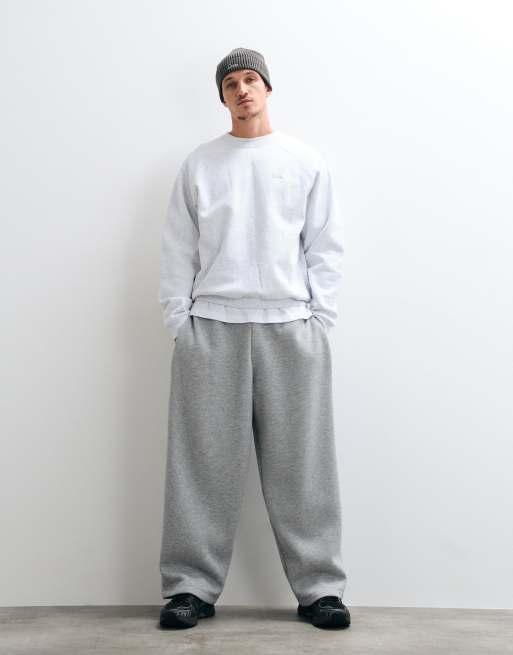 Dime heavyweight classic small logo crewneck sweatshirt in grey, 2 of 5