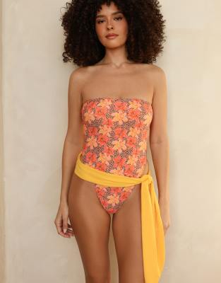 Dippin Daisys Primavera One Piece In Black