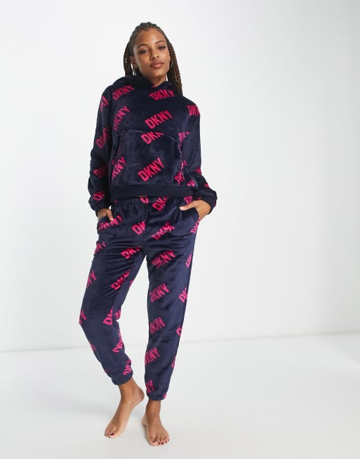 DKNY - Behaaglijke set van chenille met hoodie en joggingbroek met logo in marineblauw