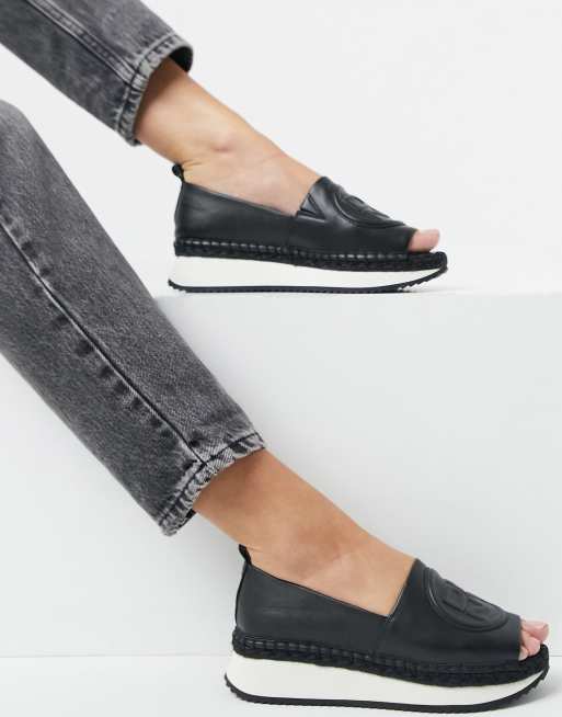 cocaïne Geelachtig alledaags DKNY - Espadrilles met sleehak in zwart | ASOS