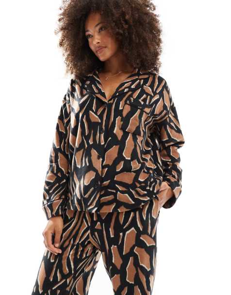DKNY Folded fleece notch collar pyjama set in black leopard print - BROWN - view 1