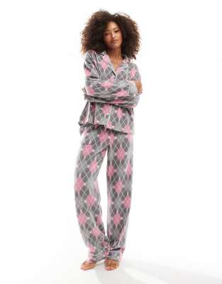 DKNY Folded fleece notch collar pyjama set in greay heather argyle-Grey