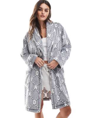 DKNY Folded fleece short chenille robe in frosted grey logo