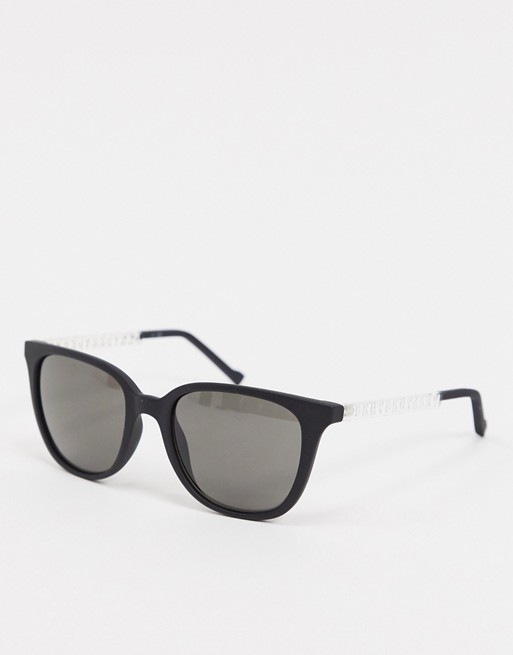 DKNY In Motion round sunglasses in black