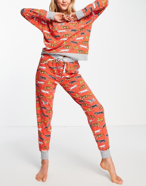DKNY - Pyjamaset met joggers in koraalkleurige dierenprint
