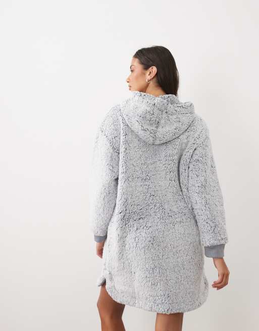 DKNY Sherpa long sleeve hooded zip robe in light grey, 4 of 4
