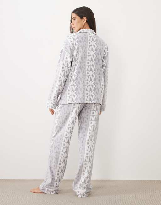 DKNY Stretch fleece long sleeve pyjama set in grey & white logo, 3 of 4