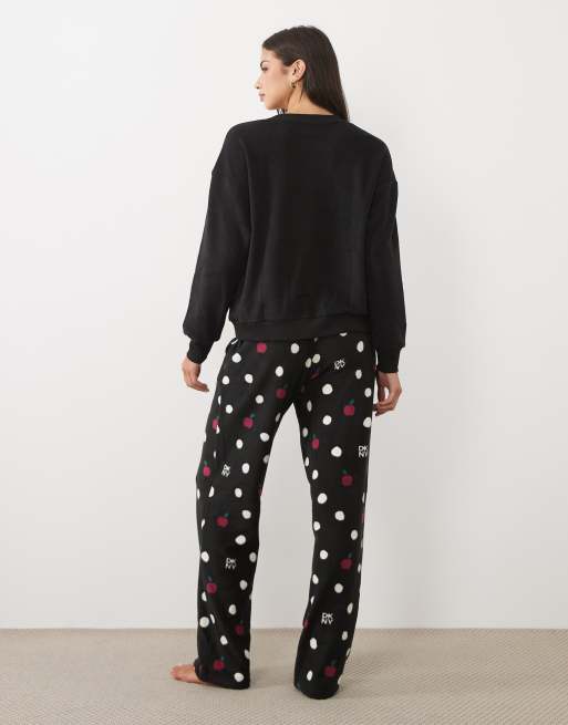 DKNY Stretch fleece long sleeve top & pant pyjama set in black print, 2 of 4