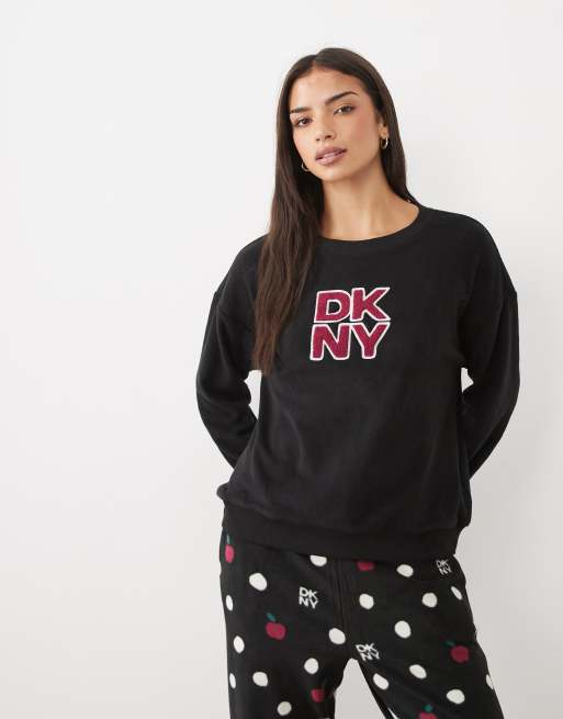 DKNY Stretch fleece long sleeve top & pant pyjama set in black print, 4 of 4