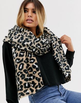 Леопардовый платок с чем носить