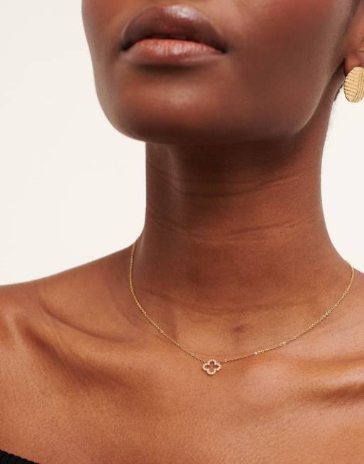 D.LOUISE Cz clover waterproof pendant in gold, 3 of 3