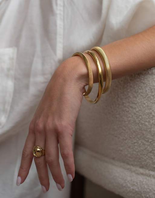 D.LOUISE waterproof Classic chunky bangle s/m in gold   - GOLD, 2 of 3