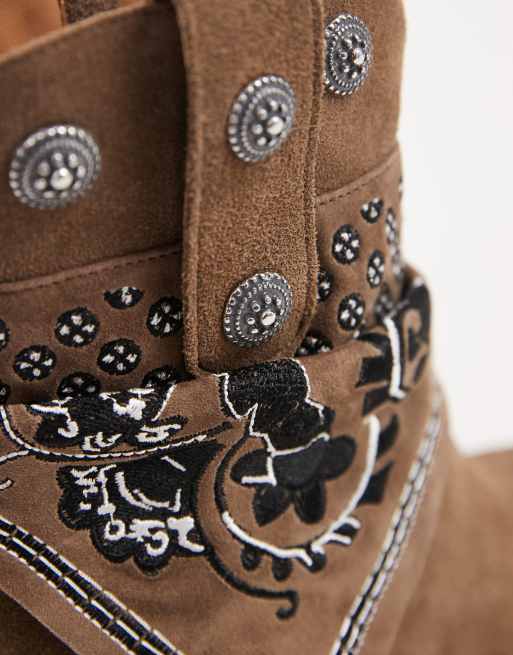 Dolce Vita Mekala western boots with bandana detail in olive suede, 2 of 5