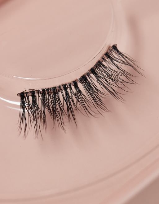Doll Beauty - Claudia - Nepwimpers, 4 van 4