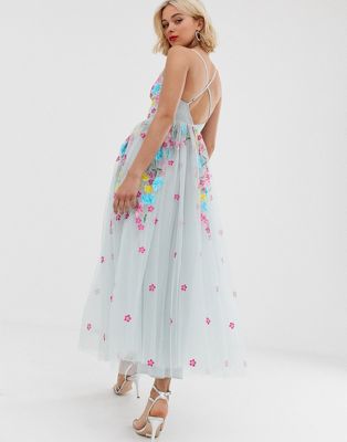 dolly & delicious cross back all over contrast floral embroidered midaxi prom dress in blue