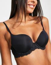 Hunkemöller - Occult - Soutien-gorge push-up rembourré avec lanières en  polyuréthane et éléments métalliques - Rose