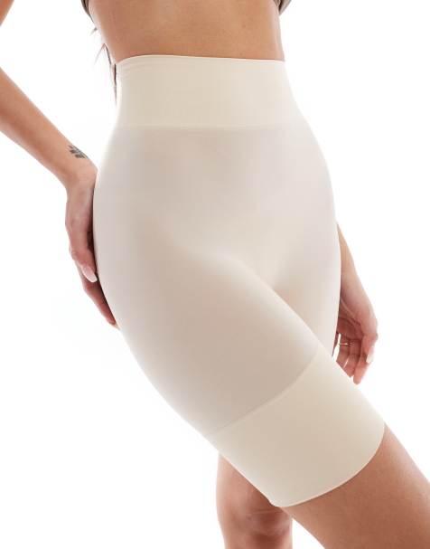 Dorina - Essensual - Corrigerende anti-schurende short met halfhoge taille in beige - view 1