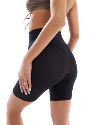Dorina Essensual Smoothing Mid Waist Anti Chafing Shorts In Black