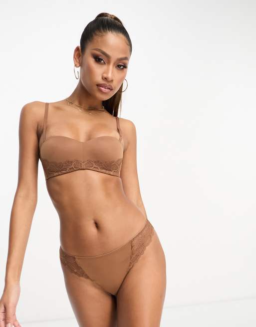 Dorina Frida Reggiseno a fascia morbido leggermente imbottito marrone con dettaglio in pizzo ASOS