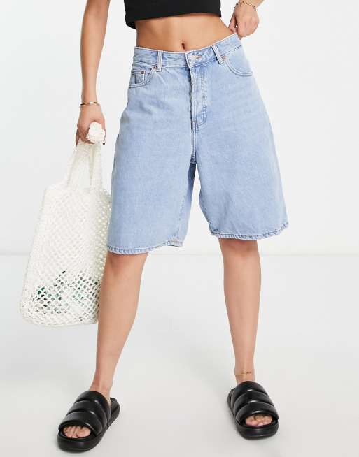 Dr Denim Bella balloon fitted shorts in light wash blue | ASOS