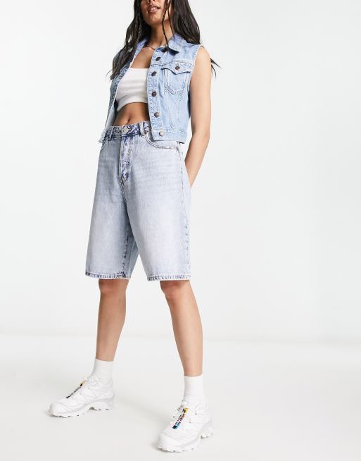 Dr Denim - Bella - Denim short met lange pasvorm in lichtblauw