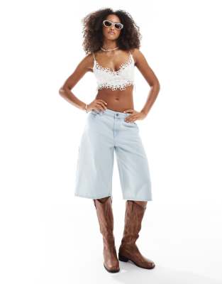 Dr. Denim - Bree - Worker-Denim-Jorts in sehr heller Retro-Waschung mit mittelhoher Taille und weitem Bein-Blau